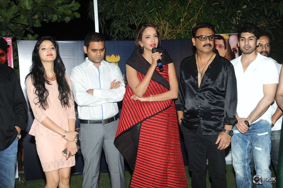 Chandamama-Kathalu-Movie-Team-Celebrating-National-Award